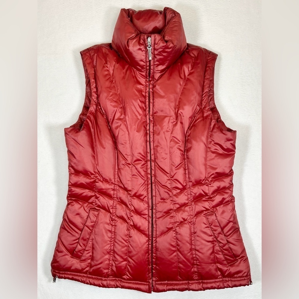 RAINFOREST Women’s Red Puffer Vest with‎ Goose Down Feathers Quiet Luxury Size S